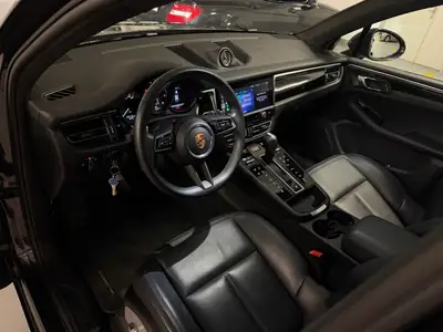 Porsche Macan 2022 — SUV sportif 265 ch, 25 000 km, traction intégrale — Thumbnail 8