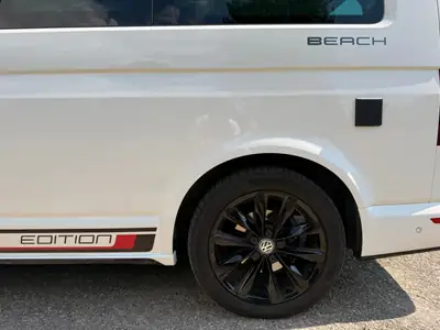 VW T6.1 California Beach Edition — Le camping-car premium 4Motion, véhicule de garage impeccable — Miniature 8
