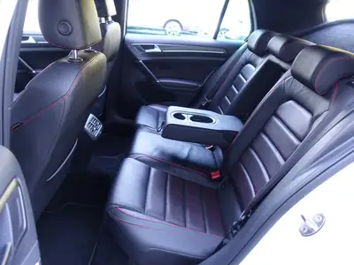 VW Golf 2.0 TSI GTI Performance — 245 ch DSG, première main, état impeccable — Miniature 16