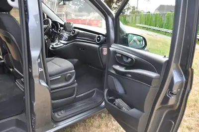 Mercedes-Benz V 250 — Monospace premium diesel, 6 places, version longue — Miniatur 11