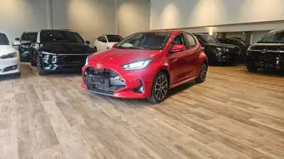 Toyota Yaris 1.5 Teamplayer e-CVT — Hybride nouvelle génération, quasi neuve avec 20 km — vue extérieure