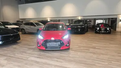 Toyota Yaris 1.5 Teamplayer e-CVT — Hybride nouvelle génération, quasi neuve avec 20 km — arrière