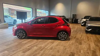 Toyota Yaris 1.5 Teamplayer e-CVT — Hybride nouvelle génération, quasi neuve avec 20 km — Miniature 15