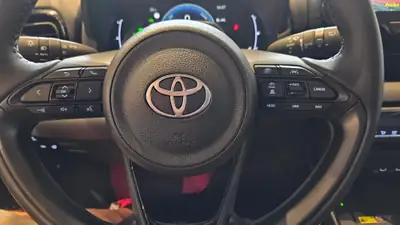 Toyota Yaris 1.5 Teamplayer e-CVT — Hybride nouvelle génération, quasi neuve avec 20 km — Miniature 28