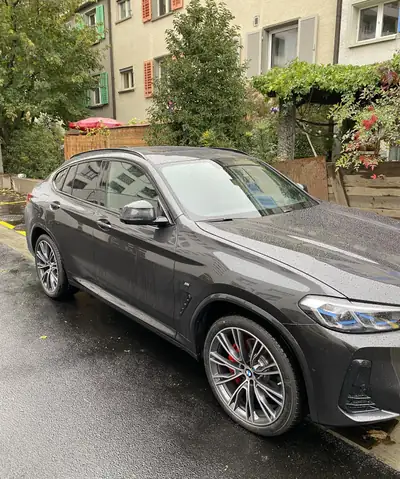 BMW X4 xDrive 30d M Sportpaket — SUV coupé premium, 296 ch, reprise de leasing — interni