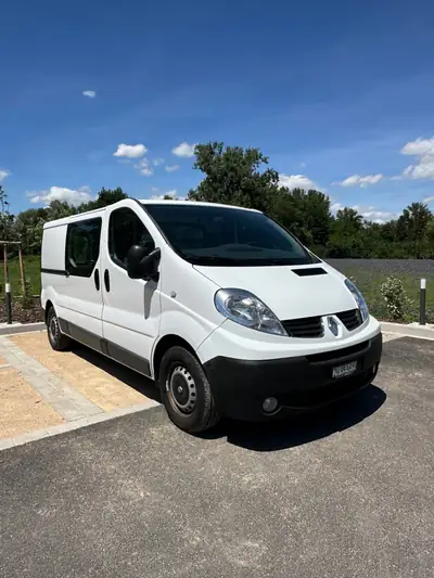 Renault Trafic 2.0 dCi 114 — Utilitaire fiable, premier propriétaire, entretien à jour — detail