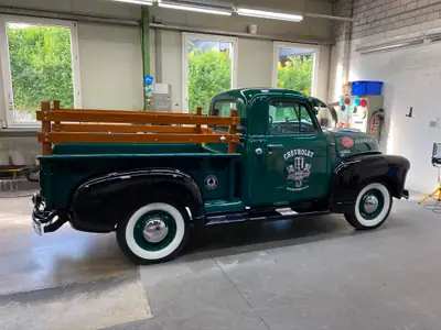 Chevrolet 3100 Pick-up 1949 — Légende americana restaurée, véhicule vétéran d'exception — Miniature 22