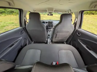 Renault Zoé R110 Limited — Électrique urbain réinventé, moteur neuf 2024 — detail