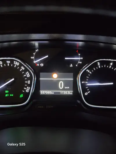 Opel Zafira Life 2.0 CDTI 150 — Monospace 8 places, diesel robuste et spacieux — Thumbnail 9