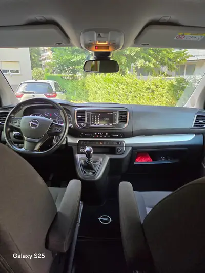 Opel Zafira Life 2.0 CDTI 150 — Monospace 8 places, diesel robuste et spacieux — Thumbnail 8