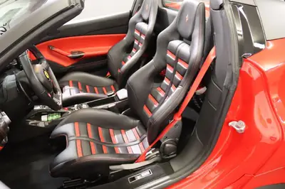Ferrari 488 Spider 3.9 V8 — Roadster légendaire, 31 800 km, intérieur full carbone — Miniatura 7