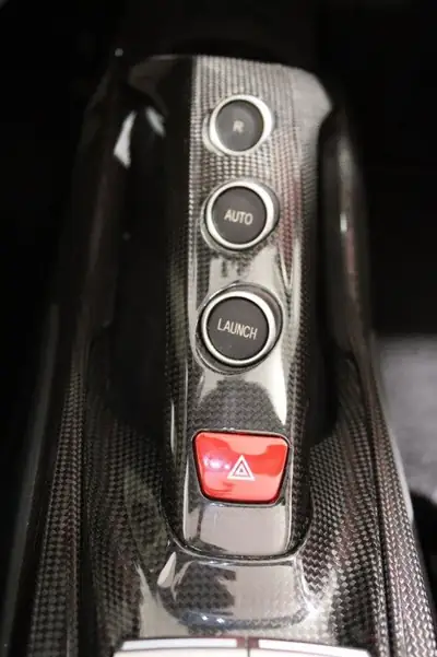Ferrari 488 Spider 3.9 V8 — Roadster légendaire, 31 800 km, intérieur full carbone — Miniatura 12