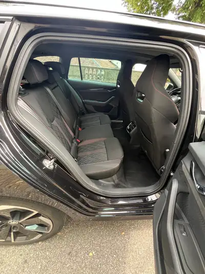 Skoda Octavia 2.0 TSI RS DSG — Break sportif, 51'000 km seulement — Miniatura 9