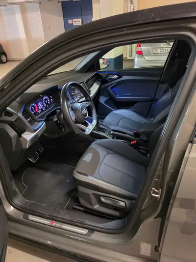 Audi A1 2.0 40 TFSI S Line — Sportivité et efficacité dans l'urbain — dashboard