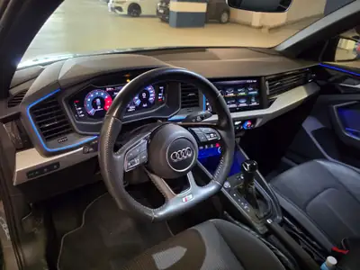 Audi A1 2.0 40 TFSI S Line — Sportivité et efficacité dans l'urbain — interior