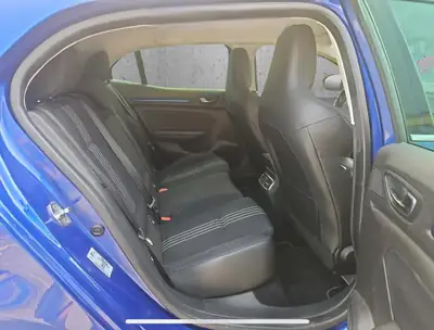 Renault Mégane 1.6 TCe 205 GT — Berline sportive sans accident, équipements premium — Thumbnail 8