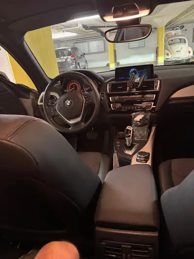 BMW 220i Coupé Sport Line — Élégance sportive avec motorisation 184 ch et entretien impeccable — detail