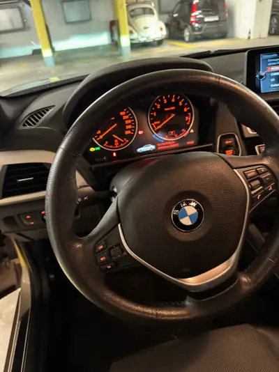 BMW 220i Coupé Sport Line — Élégance sportive avec motorisation 184 ch et entretien impeccable — interior