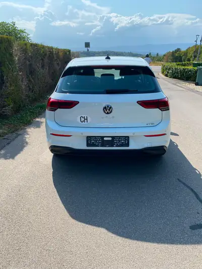 VW Golf 1.5 eTSI Life — Hybride léger performant, 71 500 km, sans sinistre — arrière