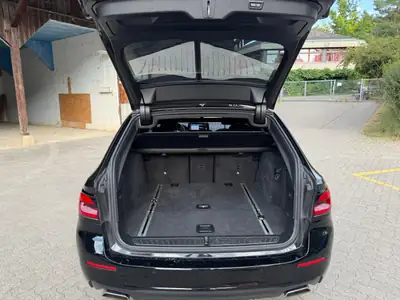 BMW 530d xDrive Touring — 286 PS, hybride léger, équipement premium — Miniatura 12