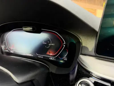 BMW 530d xDrive Touring — 286 PS, hybride léger, équipement premium — Miniatura 16