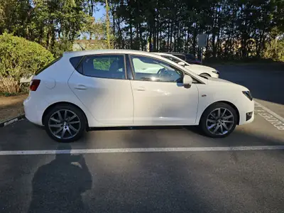 SEAT Ibiza 1.6 TDI 105 FR — Diesel économique, révisions complètes, garantie MFK — rear view