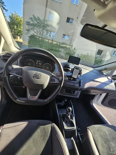 SEAT Ibiza 1.6 TDI 105 FR — Diesel économique, révisions complètes, garantie MFK — detail