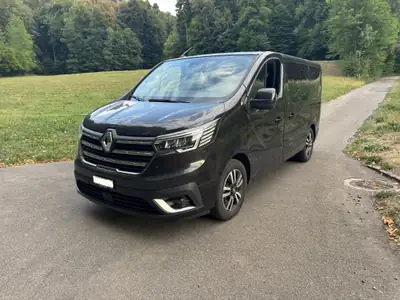Renault Trafic Blue Spaceclass 170 EDC — Monospace 7 places, diesel performant, 66'000 km — exterior view