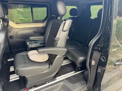 Renault Trafic Blue Spaceclass 170 EDC — Monospace 7 places, diesel performant, 66'000 km — dashboard