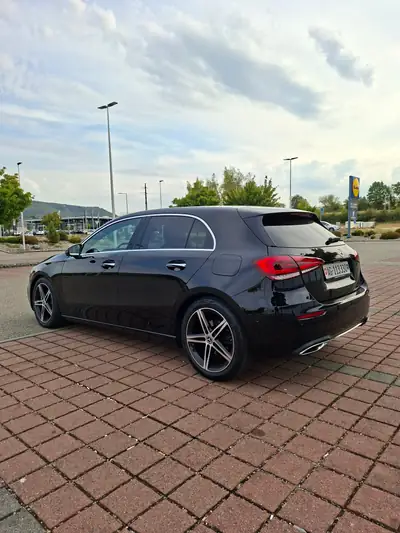 Mercedes-Benz Classe A 200 d — Compacte élégante, 118'000 km, diesel économe — arrière