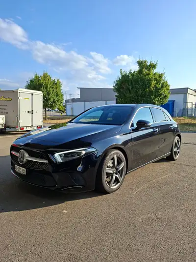 Mercedes-Benz Classe A 200 d — Compacte élégante, 118'000 km, diesel économe — vue extérieure