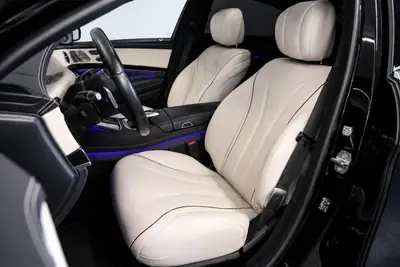 Mercedes-Benz S 350 d Langversion — Berline prestige diesel avec S63 Look et panorama — Detail