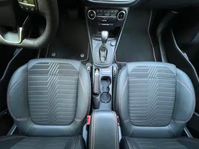 Ford Puma ST-Line X 2023 — SUV compact hybride, 55'000 km, design premium noir — Detail