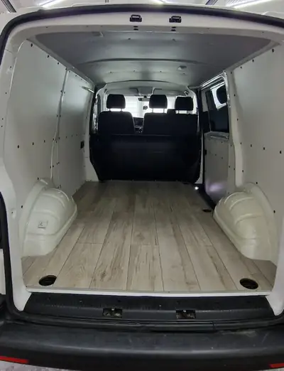 VW T6.1 Diesel — Camper aménagé, prêt à voyager, 61'200 km seulement — Thumbnail 9