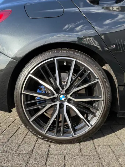 BMW M135i xDrive M Performance — Berline sportive 306 ch, faible kilométrage — Thumbnail 9