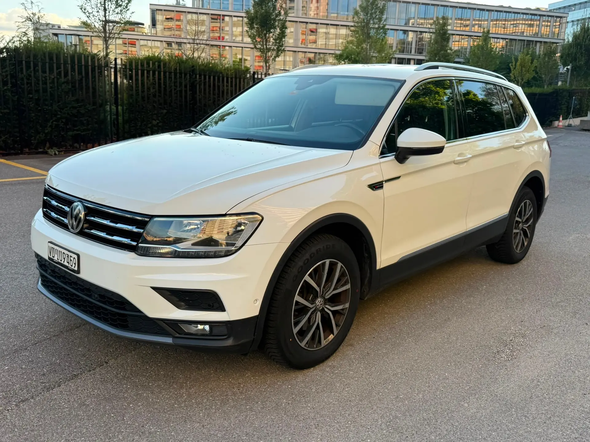 Volkswagen Tiguan 2018 occasion Lausanne — 1