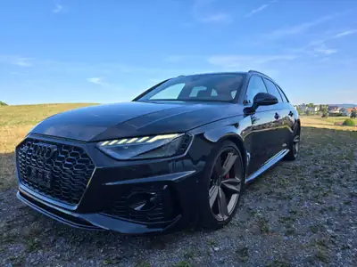 Audi RS4 Avant 2.9 V6 TFSI quattro — 450 ch, break sportif premium, 74'000 km — side view