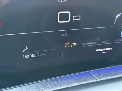 Peugeot 3008 145 e-DCS6 Hybrid GT — SUV hybride 2025, faible kilométrage, garantie constructeur — Miniature 11