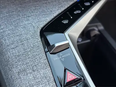 Peugeot 3008 145 e-DCS6 Hybrid GT — SUV hybride 2025, faible kilométrage, garantie constructeur — Miniature 26