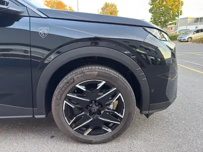 Peugeot 3008 145 e-DCS6 Hybrid GT — SUV hybride 2025, faible kilométrage, garantie constructeur — Miniature 30