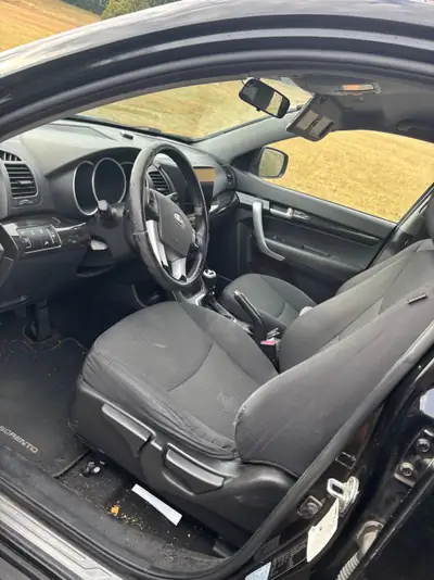 Kia Sorento 2.4 Trend 7 places — SUV familial spacieux, transmission manuelle, traction intégrale — interior