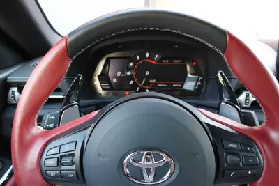 Toyota Supra GR 2.0 Turbo — Coupé sportif haute performance, sans accident — Miniature 15