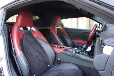 Toyota Supra GR 2.0 Turbo — Coupé sportif haute performance, sans accident — Miniature 24