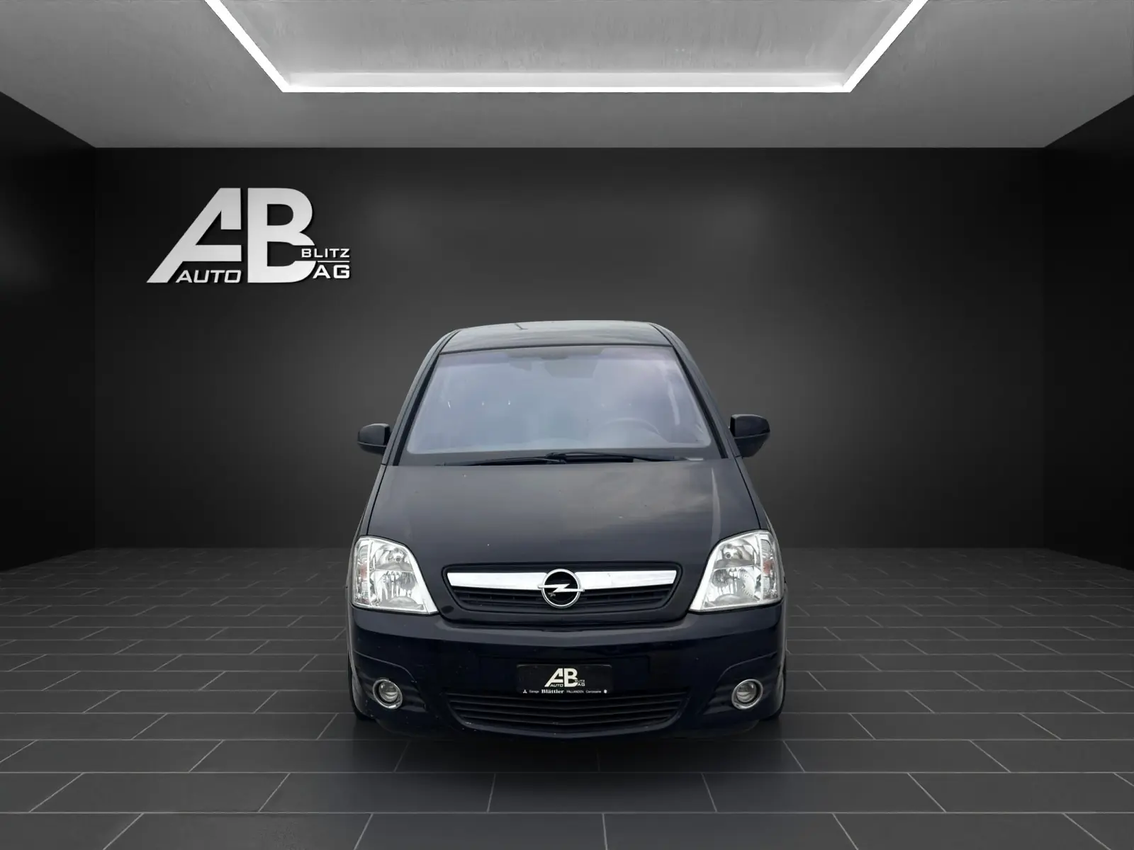 Opel Meriva 1.8i 16V Cosmo — Monospace polyvalent, boîte automatique, sans sinistre