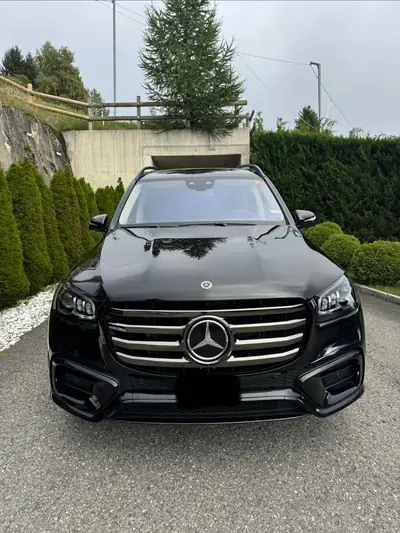 Mercedes-Benz GLS 580 AMG Line 4matic — SUV 7 places, 538 ch et technologie hybride — rear view