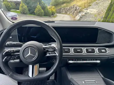 Mercedes-Benz GLS 580 AMG Line 4matic — SUV 7 places, 538 ch et technologie hybride — Thumbnail 9