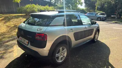 Citroën C4 Cactus 1.6 BlueHDi — Diesel économique, garantie 12 mois, 113'000 km — côté