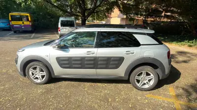 Citroën C4 Cactus 1.6 BlueHDi — Diesel économique, garantie 12 mois, 113'000 km — Miniature 17