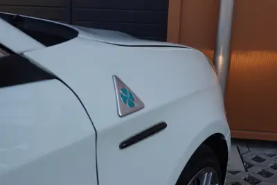 Alfa Romeo Giulietta 1750 TBi Quadrifoglio Verde — Sportive italienne, 235 ch et faible kilométrage — Miniature 8