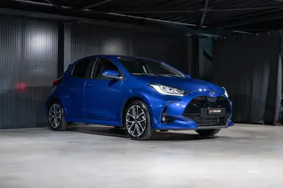Toyota Yaris 1.5 e-CVT — Citadine hybride économe, quasi neuve avec 50 km au compteur — détail